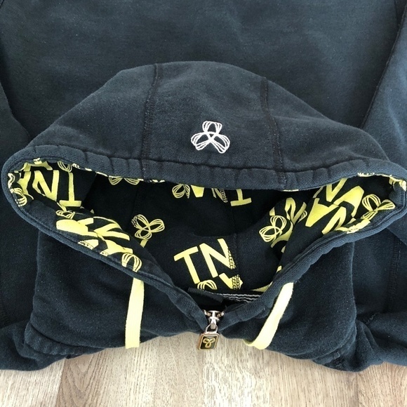 TNA, Aritzia, Zip Up Hoodie, BC, Whistler, Sweater, Black, Yellow Hoodie, Size M - Picture 11 of 14
